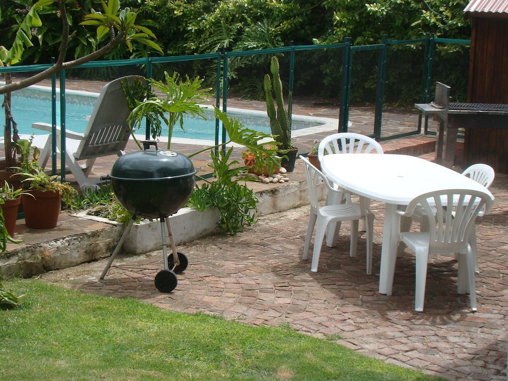 Aqua Marine Guest House Port Elizabeth Bagian luar foto
